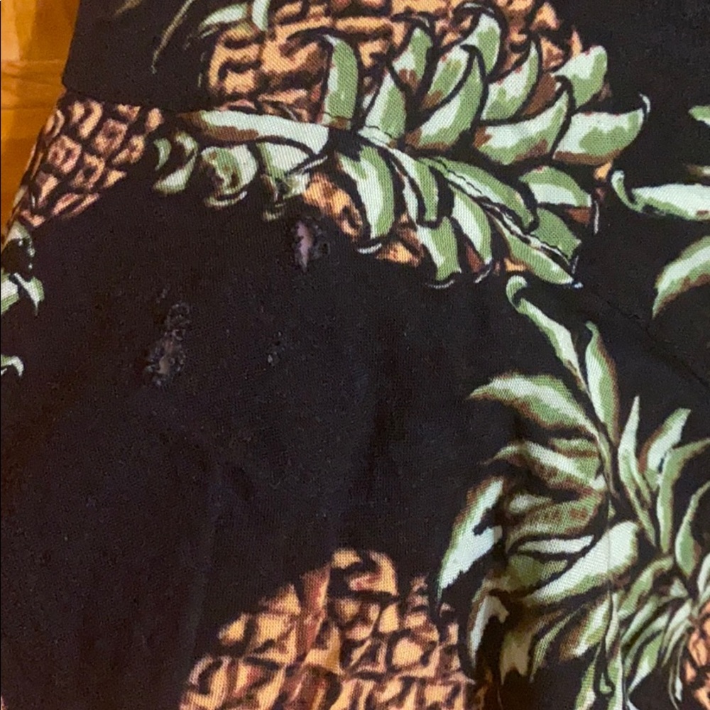 Pineapple Shorts - Picture 3 of 6